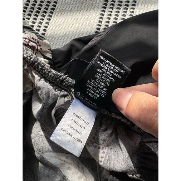 Torrid 0 L 12 Pull on Wide Leg Pant Floral - Picture 5 of 8